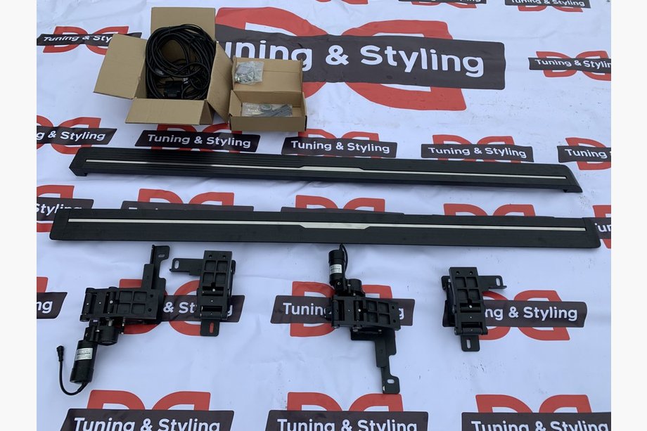 Range Rover Sport 2014–2022 Izvlečne bočne stopnice (2 kosa, aluminij) Image