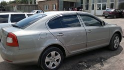 Skoda Octavia II A5 2010–2013 Vetrni deflektorji za okna LiftBack (4 kosi, SIM) fotografija 1