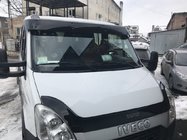 Iveco Daily 2006–2014 Vizir za vetrobransko steklo V1 (črna sijaj, 5 mm) fotografija 1
