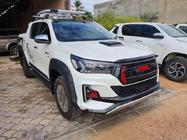 Toyota Hilux 2015– Sprednji žarometi Lexus-design V1 2015-2019 (2 kosa) fotografija 1