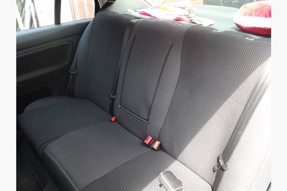 Skoda Superb 2001–2009 Avtoprevleke za sedeže (tekstilne, Classik) Image