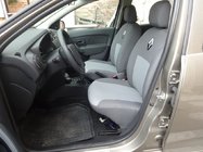 Renault Logan II 2013–2022 Avtoprevleke za sedeže (tekstilne, Classik) fotografija 1
