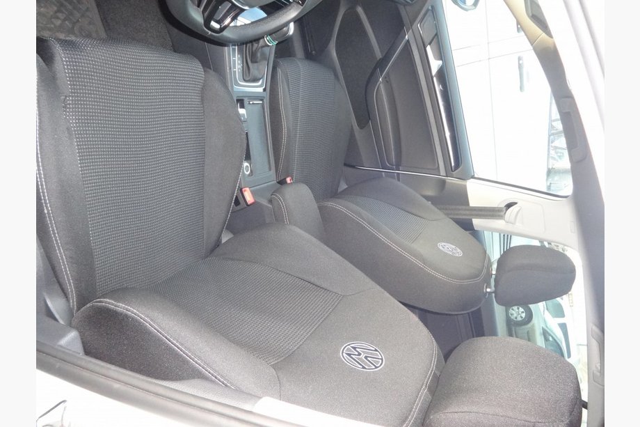 Volkswagen Golf 7/E-Golf 2012–2020 Avtoprevleke za sedeže (tekstilne, Classik) Image