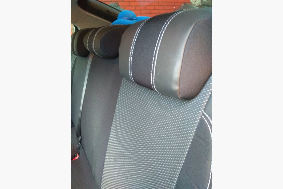 Nissan Micra K12 2003–2010 Avtoprevleke (umetno usnje↗tkanina, Premium) Fotografija 2