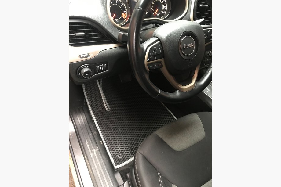 Jeep Cherokee KL 2013– EVA avtomobilske preproge (črne) Image