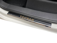 Volkswagen Touran 2010–2015 Vstopne letve pragov Carmos (4 kosi, nerjaveče jeklo) fotografija 1