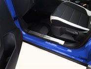 Volkswagen T-Roc 2017–2025 WhiteNight pragovne letve iz nerjavečega jekla (2 kos) fotografija 1
