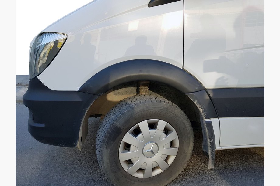 Mercedes Sprinter W906 2006–2018 Znižano! Široke obrobe blatniških lokov (4 kos, črne) Image