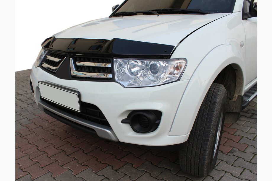 Mitsubishi L200 2006–2015 Deflektor pokrova motorja (EuroCap) Image