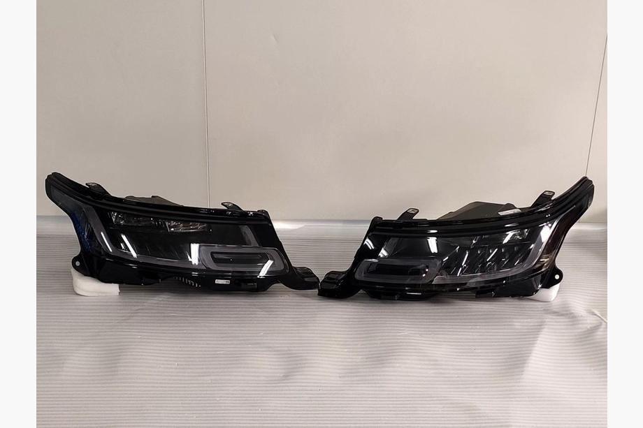 Range Rover Sport 2014–2022 Sprednji žarometi 2018+ (2 kosa) Image