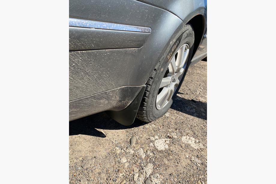 Skoda Superb 2001–2009 Blatne zavesice Premium (4 kos) Image