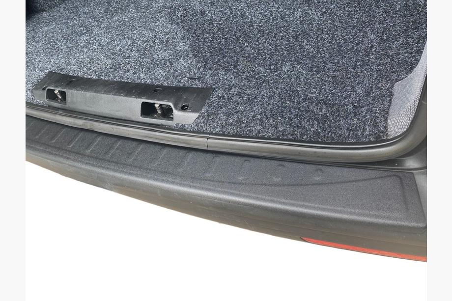 Volkswagen T6 2015–2024 DDU difuzor zadnjega odbijača (1-vratni, ABS) Image