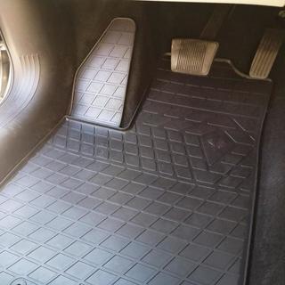 Gumijasti tepihi za potniški prostor (4 kosi, Stingray Premium) Chrysler 200 II 2014–2017 fotografija 1