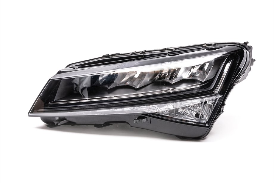 Skoda Superb 2015–2024 Sprednji LED žaromet (levi, original, rabljen) Image