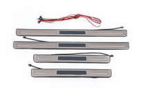 Toyota Land Cruiser 200 2007–2021 Osvetljene obloge pragov (4 kos) fotografija 1