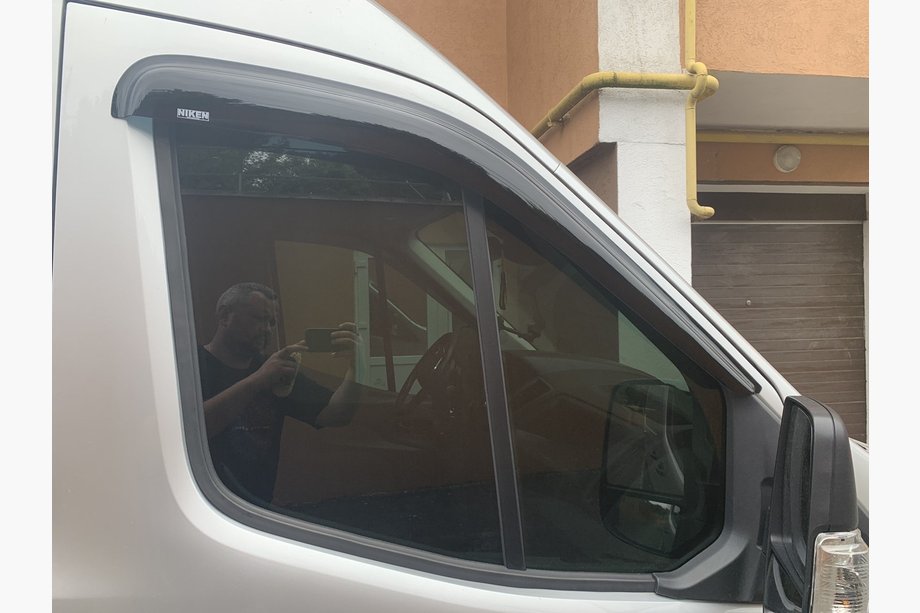 Ford Transit 2014– Vetrni deflektorji oken Niken (2 kos) Image