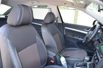 Skoda Octavia II A5 2006–2010 Avtoprevleke (umetno usnje↗tkanina, Premium) fotografija 5