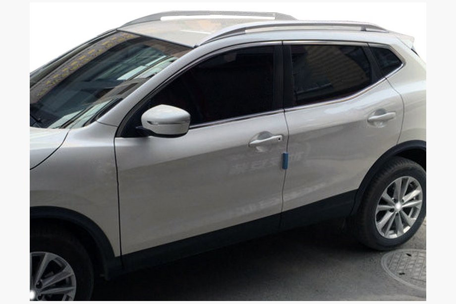 Nissan Qashqai 2014–2021 Originalne strešne sani Image