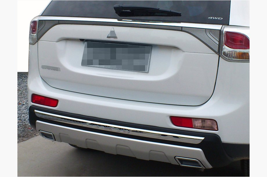 Mitsubishi Outlander 2012–2021 Zadnji difuzor (2013-2015) Image
