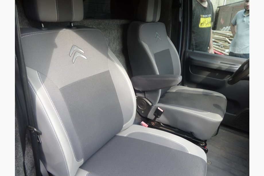 Citroen Jumpy 2007–2017 Avtoprevleke (umetno usnje↗tkanina, Premium) Image