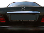Mercedes razred C W203 2000–2007 Letvica nad registrsko tablico (plastika) fotografija 1