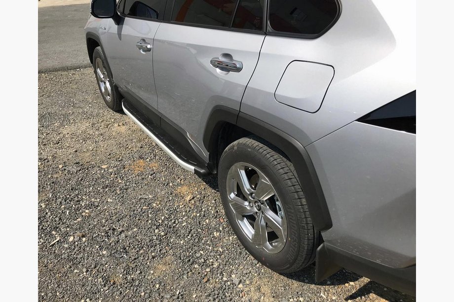 Toyota Rav 4 2019–2025 Stranski pragovi Fullmond (2 kosa, aluminij) Image