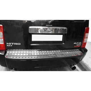 Nerjaveča zaščitna letev za zadnji odbijač Dodge Nitro 2006–2011 fotografija 1