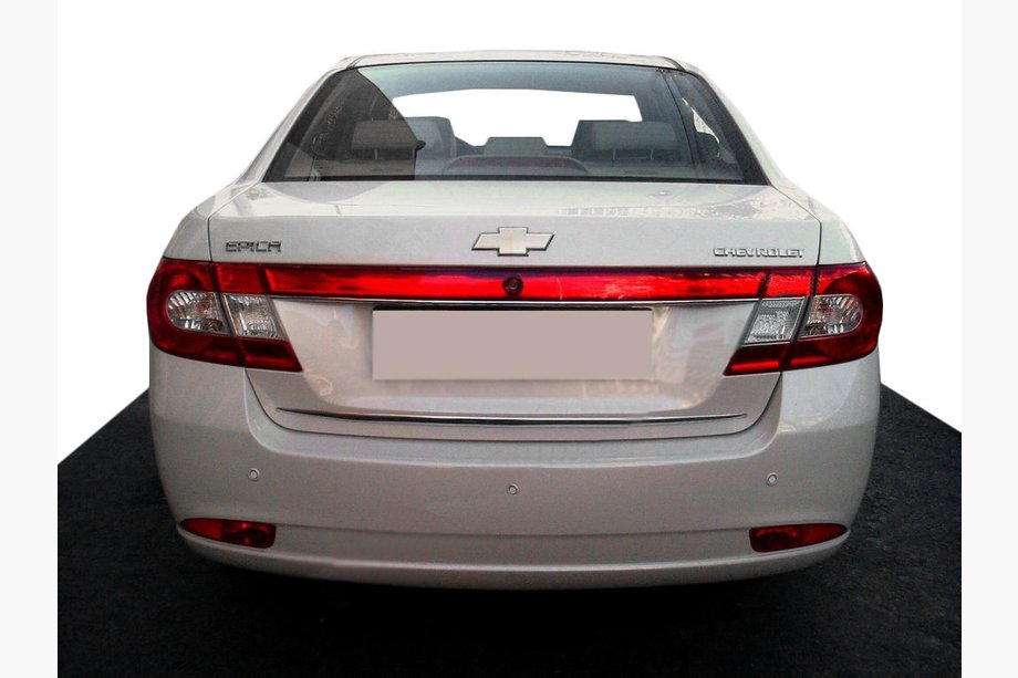 Chevrolet Epica 2006–2014 Kromirana letvica za pokrov prtljažnika (nerjavno jeklo) Image