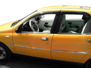 Fiat Albea 2002–2012 Okrasna letev vrat (nerjaveče jeklo) fotografija 2