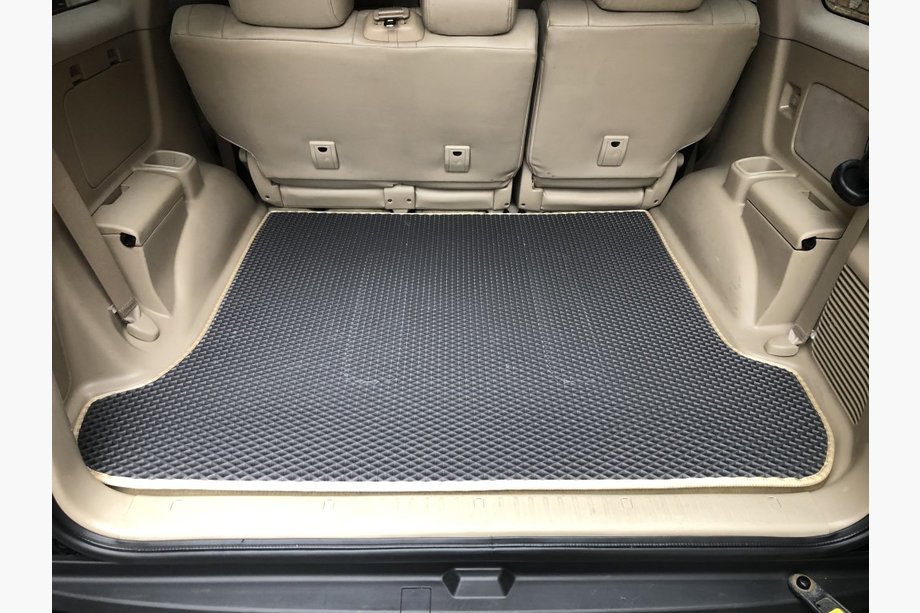 Lexus GX470 2002–2009 Preproga za prtljažnik črna (EVA, 5 ali 7 sedežev) Image