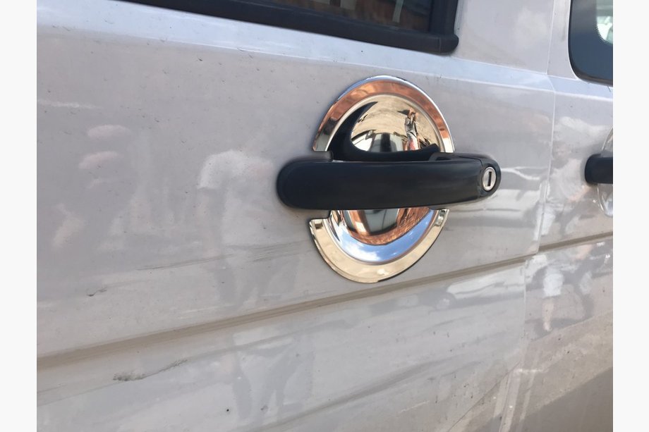 Volkswagen Caddy 2004–2010 Zaščitne školjke pod kljuke (3 kosi, nerjaveče jeklo) OmsaLine – italijansko nerjavno jeklo, 4 kosi Image