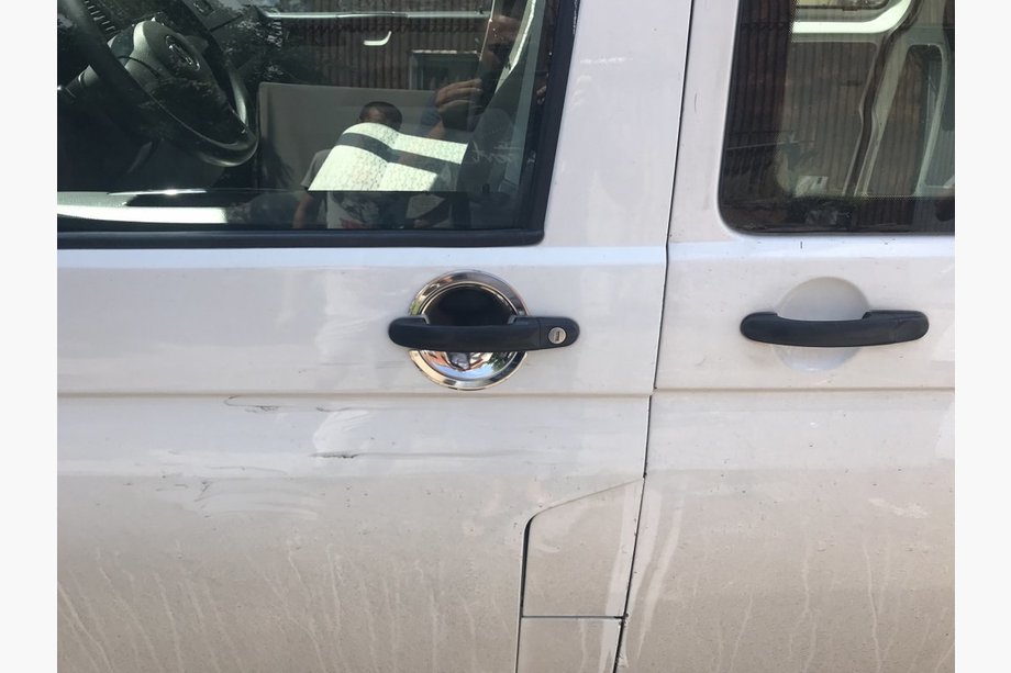 Volkswagen T5 Transporter 2003–2010 Obloge pod kljukami (nerjavno jeklo) Carmos – turško jeklo, 3 kosi Fotografija 9