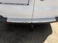 Volkswagen T5 Transporter 2003–2010 Razprodaja! Zaščitna letev zadnjega odbijača z zavihanim robom (Carmos, jeklo) fotografija 1