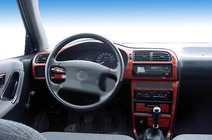 Nissan Sunny 1990–1995 AKCIJA! Okrasne letvice za armaturno ploščo v lesnem dekorju fotografija 1