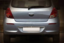 Hyundai I-20 2012–2014 Okrasna letev nad registrsko tablico (nerjaveče jeklo) fotografija 1