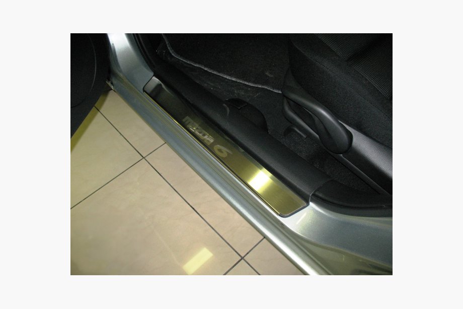 Mazda 6 2003–2008 Nerjaveče letve pragov Nataniko (4 kosi) Image