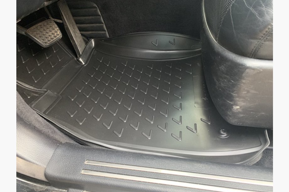 Lexus LS 2007–2017 Gumijasti preproge za avtomobilsko notranjost (4 kosi, Novline) Image