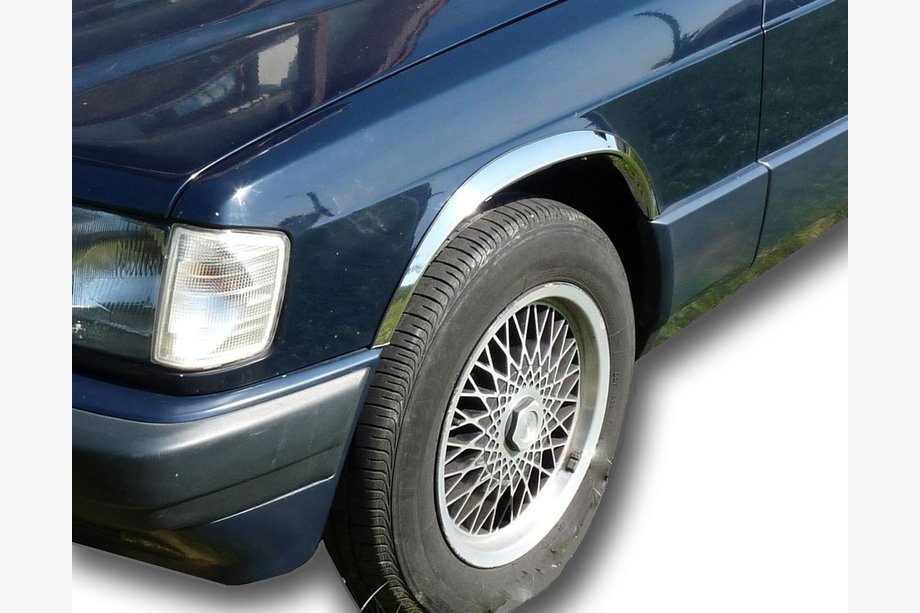 Mercedes W201 (190) 1982–1993 Obrobe blatniških lokov 1988-1993 (4 kos, nerjaveče jeklo) Image