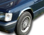 Mercedes W201 (190) 1982–1993 Obrobe blatniških lokov 1988-1993 (4 kos, nerjaveče jeklo) fotografija 1