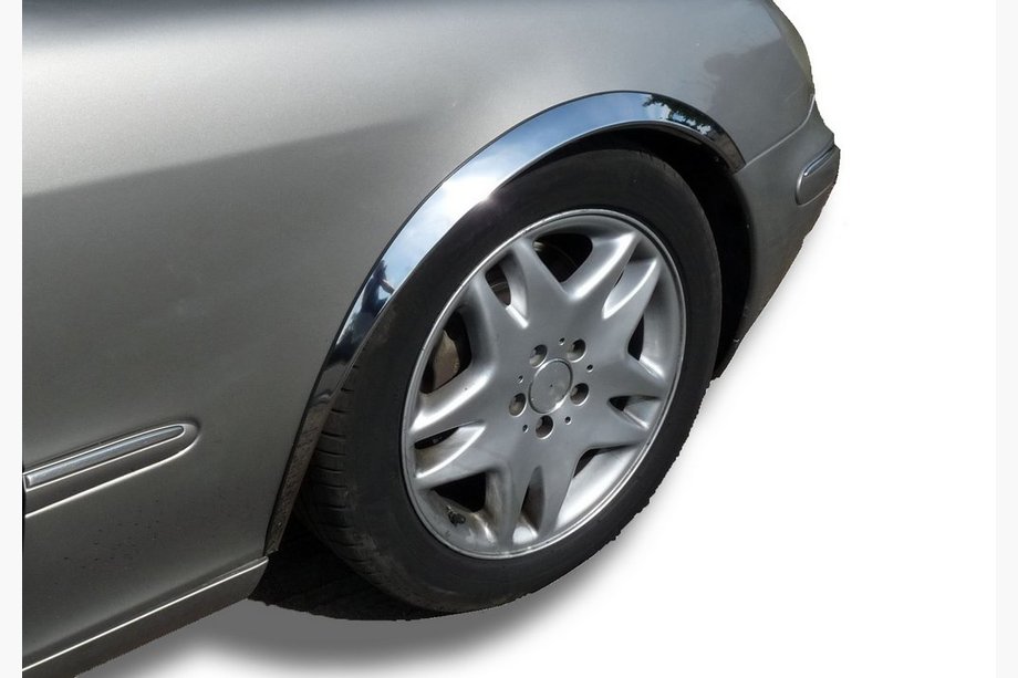 Mercedes S-class W220 1998–2005 Nerjaveče obrobe blatnikov (4 kosi) Fotografija 1