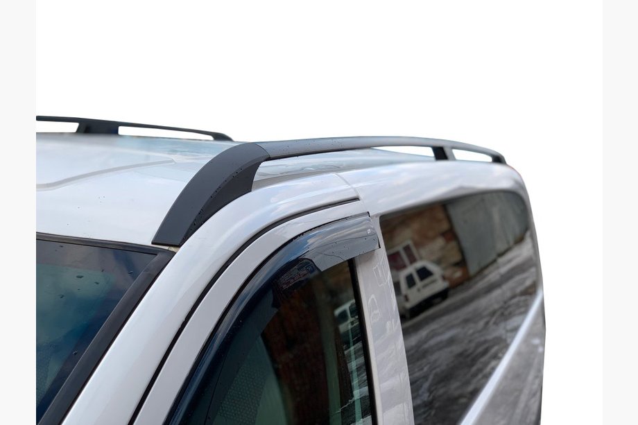 Mercedes Vito/V-razred W447 2014– Črne strešne sani ELITE (plastične noge) Image