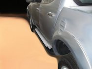Mitsubishi L200 2006–2015 Stranske stopnice Allmond Grey (2 kos, aluminij) fotografija 5