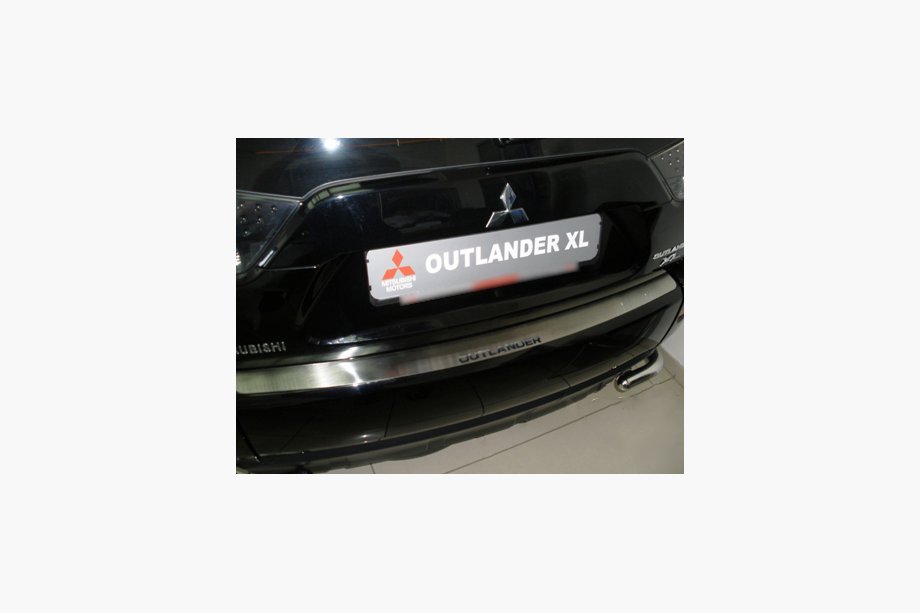 Mitsubishi Outlander 2006–2012 Nerjaveča letev za zadnji odbijač Nataniko Image