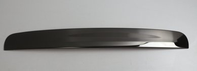 Nissan Qashqai 2010–2014 Letvica nad registrsko tablico črni krom (nerjavno jeklo) fotografija 1