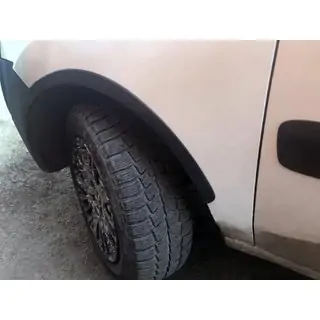 Obrobe kolotekov (4 kosi, črne) Fiat Doblo I 2001–2005 fotografija 1
