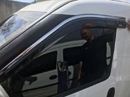 Fiat Doblo II 2010–2022 Vetrni deflektorji oken s kromirano letvico (4 kos, Niken) fotografija 3