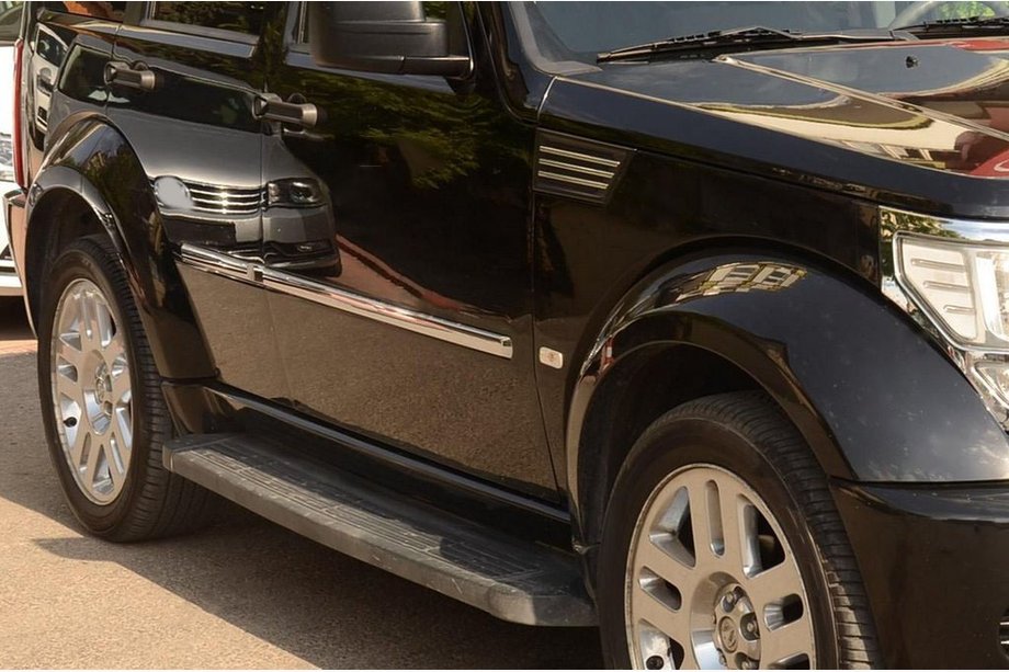 Dodge Nitro 2006–2011 Letvica vrat (nerjavno jeklo) Image