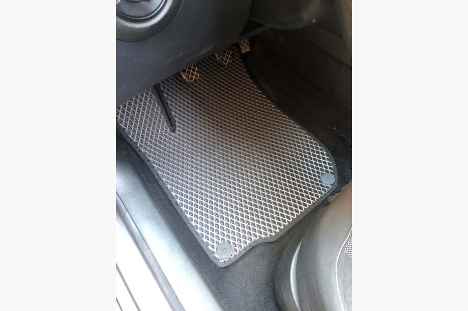 Volkswagen Bora 1998–2004 EVA avtomobilske preproge (črne) Image