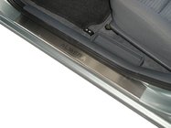 Nissan Almera B10 Classic 2006–2012 Nerjaveče letve pragov Nataniko (4 kosi) Standard – lepilni trak Lohmann, 0,5 mm fotografija 1