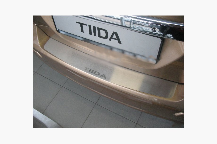 Nissan Tiida 2004–2011 Nerjaveča letev za zadnji odbijač Nataniko Image